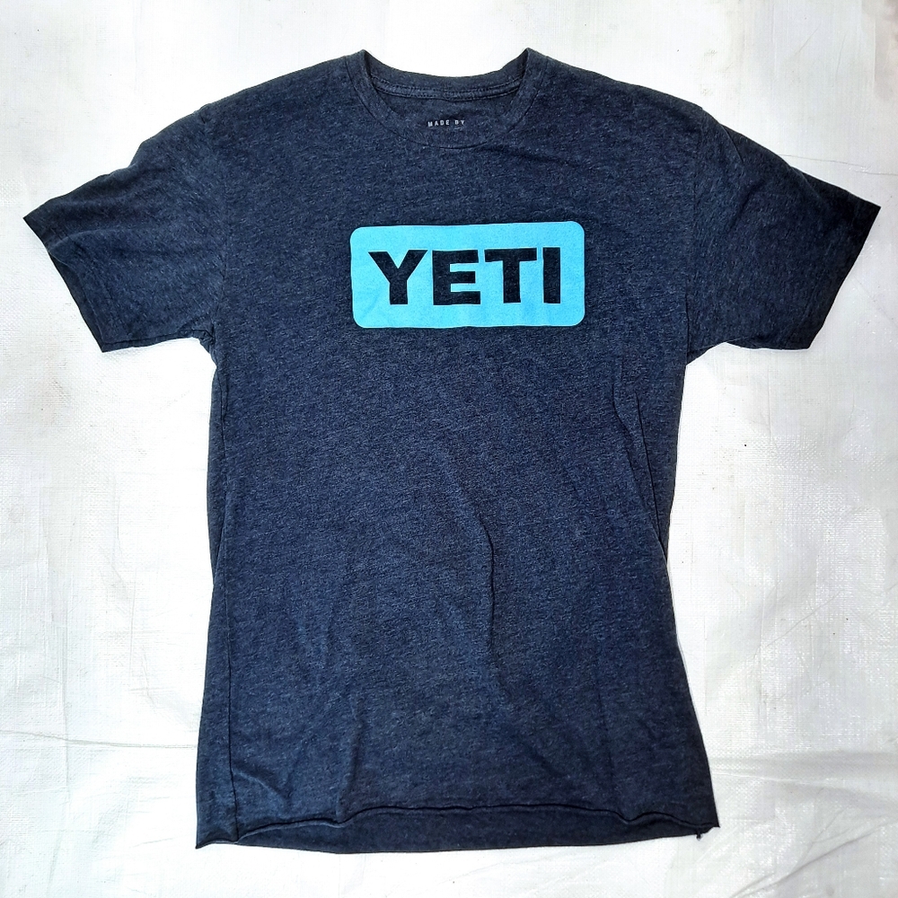 Yeti Dark Grey Logo Short Sleeve T-shirt